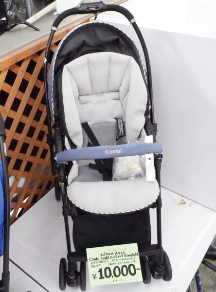 【札内店】中古 Combi スゴカルα 4キャス Light エッグショック Simplight トイザらス/ベビーザらス限定モデル おまけ付き